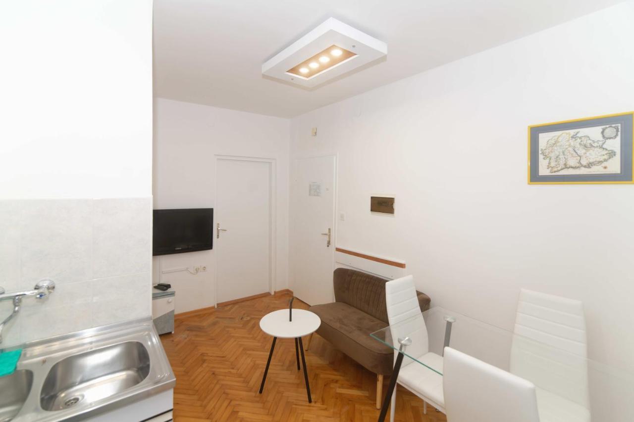 Apartments Jasna 1 Novigrad  ภายนอก รูปภาพ